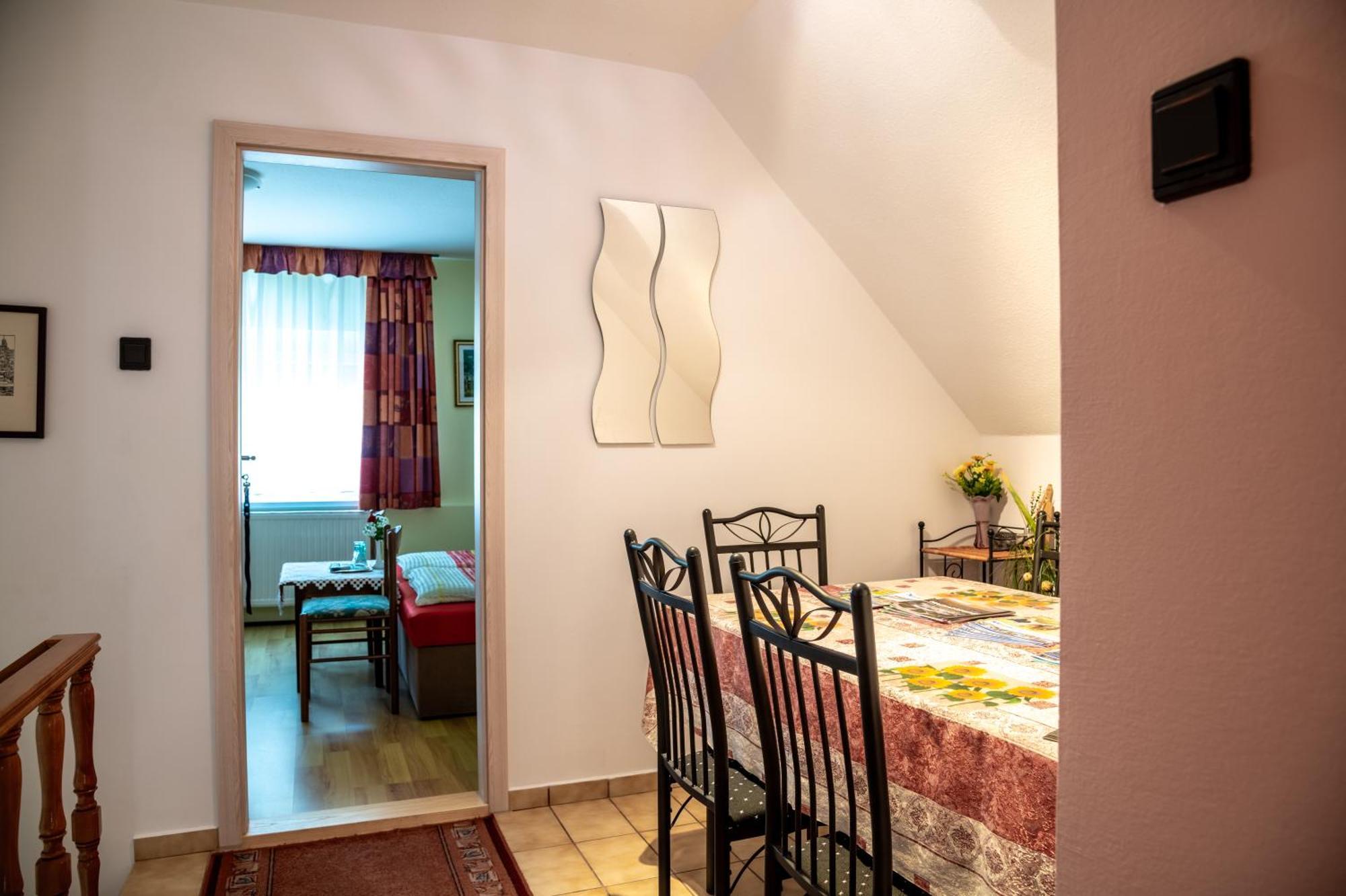 Magdalena Apartmanhaz Keszthely Extérieur photo